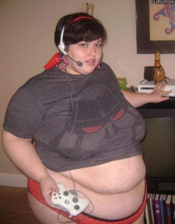 Fat_Girls_Fat_Girls_Girls_Games_fat_gamer_girl.jpg